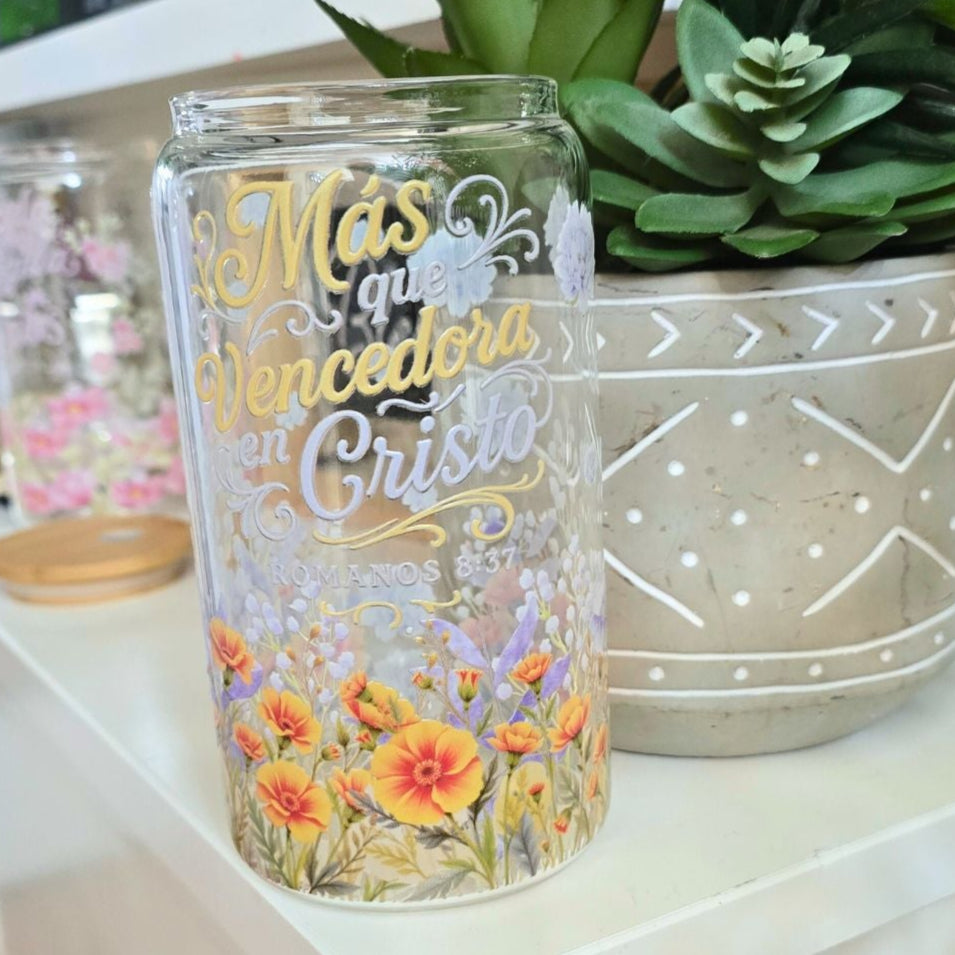 Más que vencedora en Cristo - Christian Glass Tumbler
