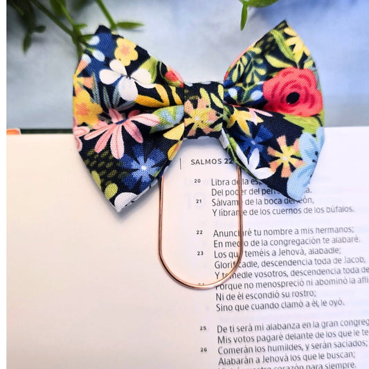 Floral Bookmark Clip – Stylish Metal Page Marker for Books, Planners & Journals