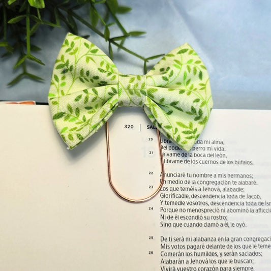 Green Bow Bookmark Clip – Cute Page Marker for Books, Planners & Journals